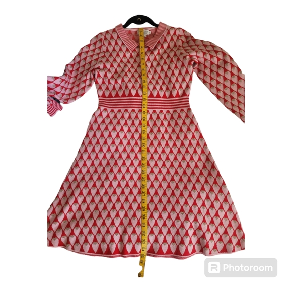 Lili Sidonio Large Knit Heart-Print Shirt Dress - Picture 10 of 11